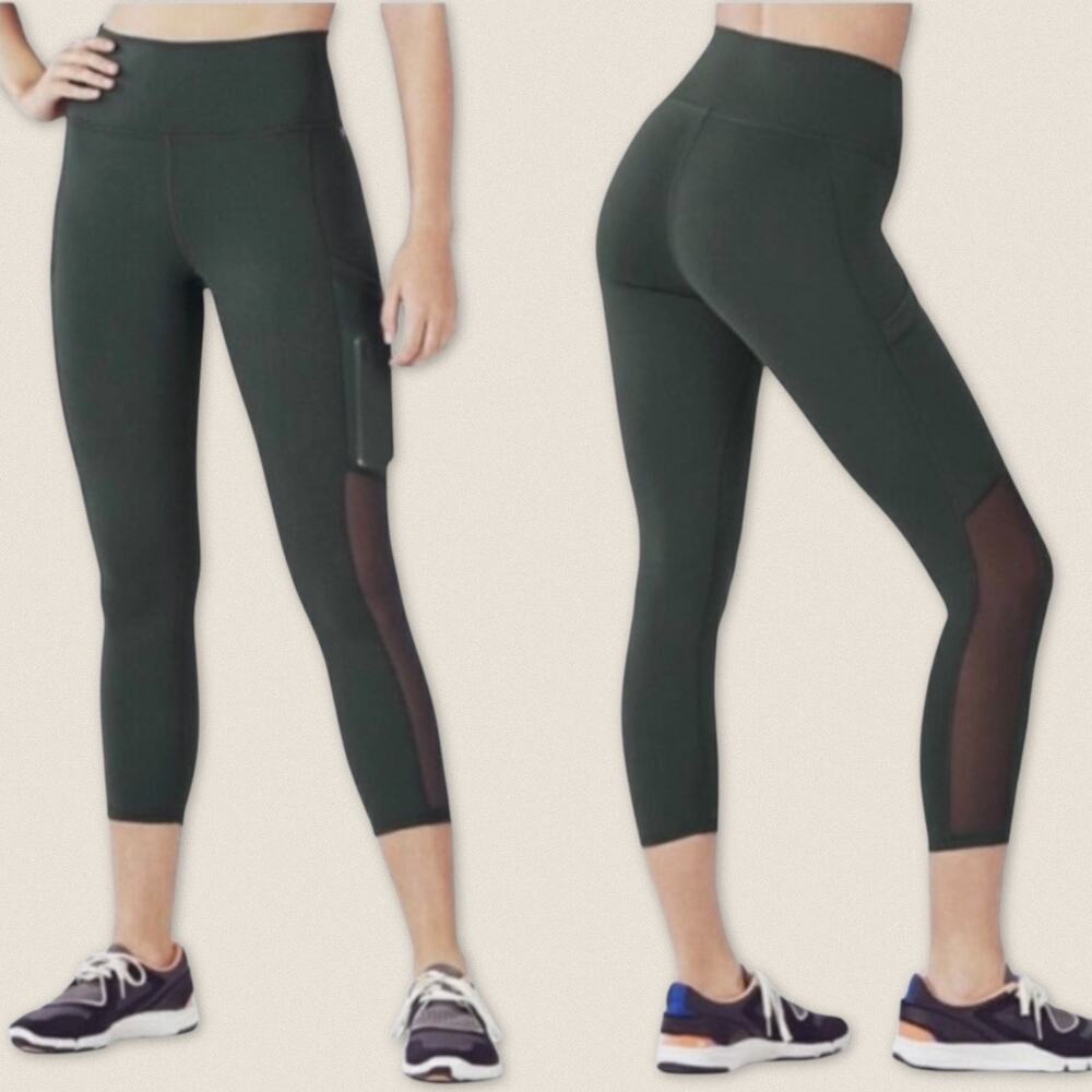 Fabletics High Waisted Mila Pocket Capri Everglade Size XXS / 0 - 2